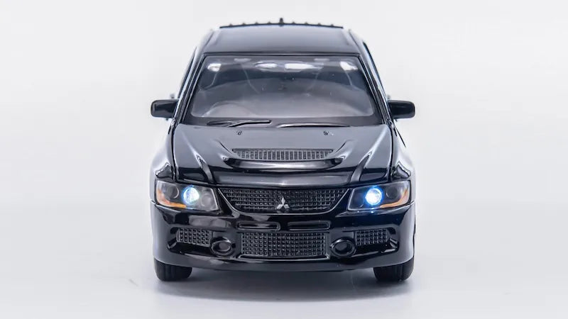 1:32 Mitsubishi Lancer Evolution IX 