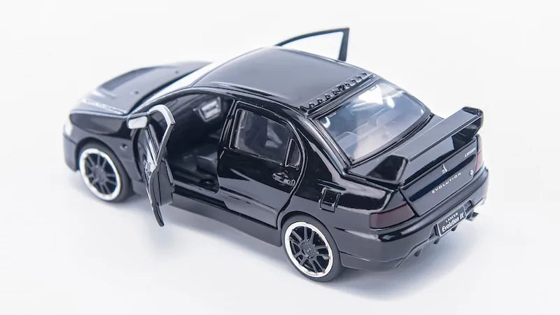 1:32 Mitsubishi Lancer Evolution IX 