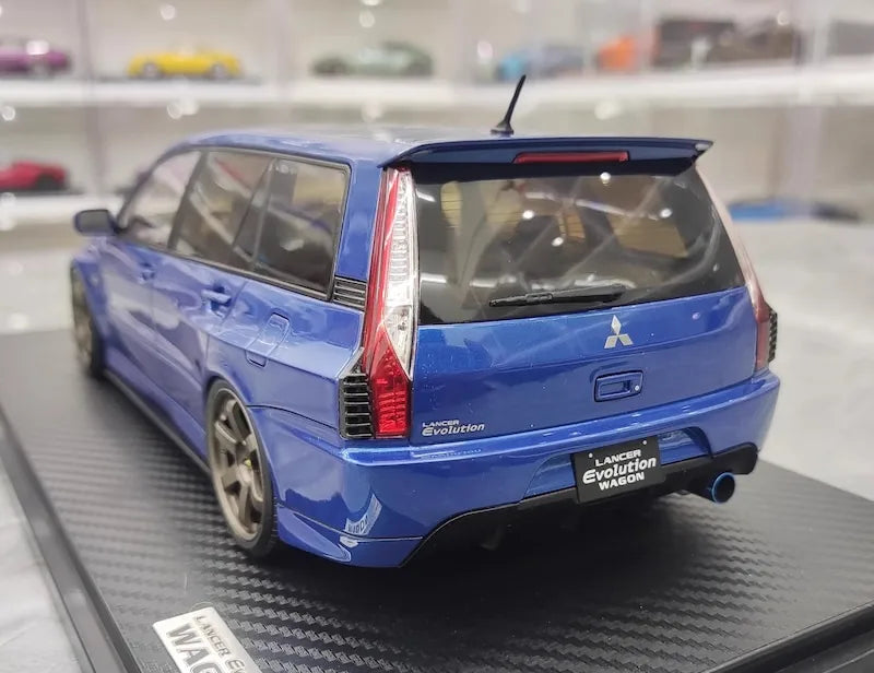 1:18 Mitsubishi 2005 Lancer Evo IX Wagon Blue