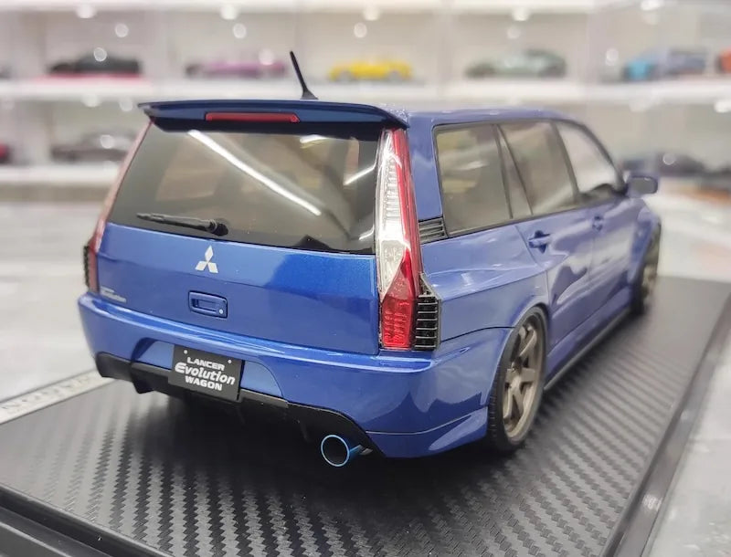 1:18 Mitsubishi 2005 Lancer Evo IX Wagon Blue