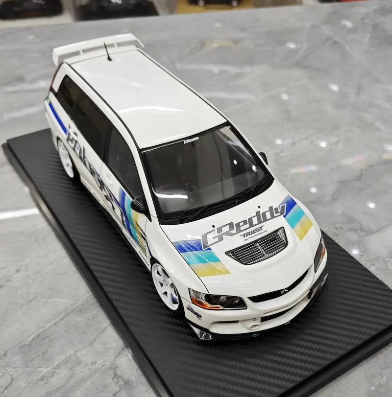 1:18 Mitsubishi 2005 Lancer Evo IX Wagon Greddy