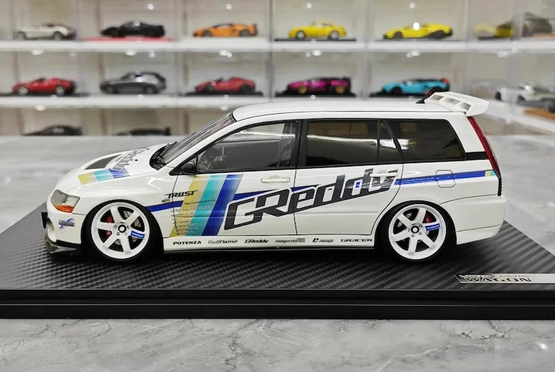 1:18 Mitsubishi 2005 Lancer Evo IX Wagon Greddy