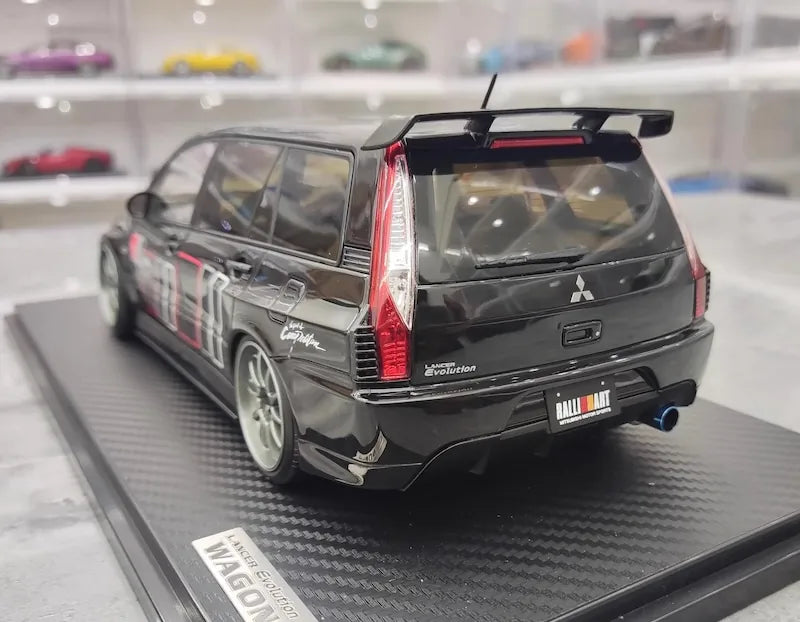 1:18 Mitsubishi 2005 Lancer Evo IX Wagon RalliArt Black