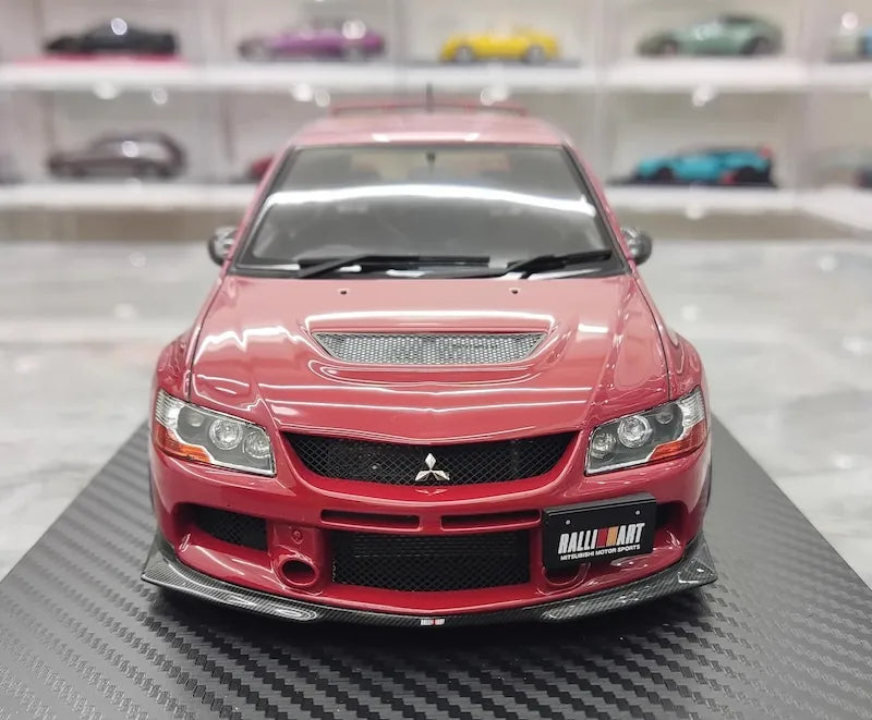 1:18 Mitsubishi 2005 Lancer Evo IX Wagon RalliArt Red