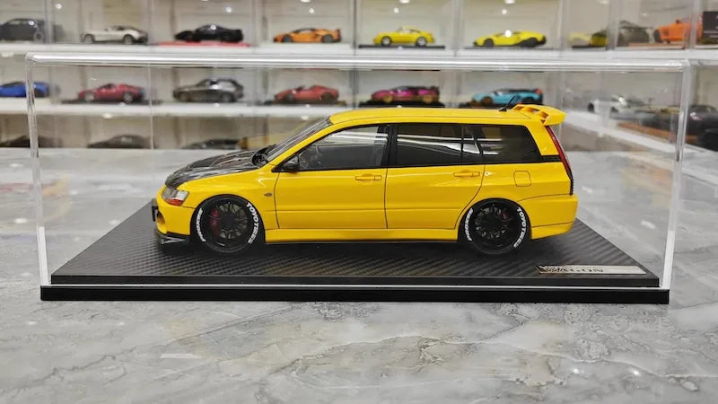 1:18 Mitsubishi 2005 Lancer Evo IX Wagon Yellow