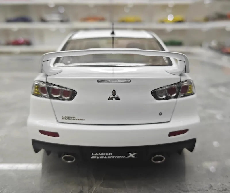 1:18 Mitsubishi 2008 Lancer Evo X Metallic