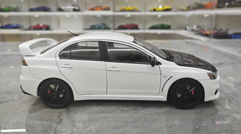 1:18 Mitsubishi 2008 Lancer Evo X Metallic