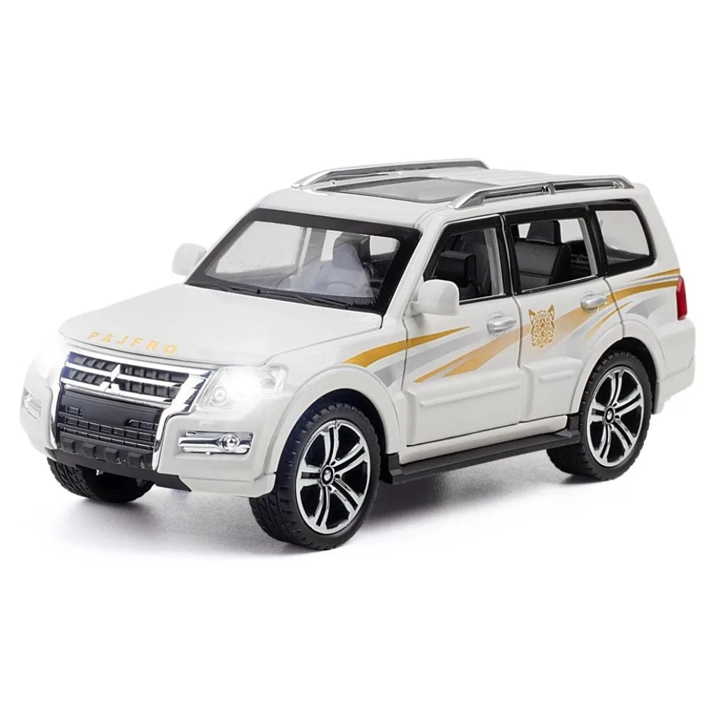 1:32 Mitsubishi Pajero 2015 