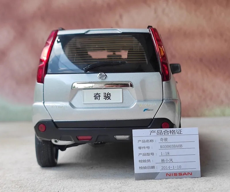 1:18 Nissan 2007 X-Trail Die Cast Model Car