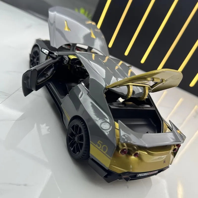 1:24 Nissan 2021 GTR50 