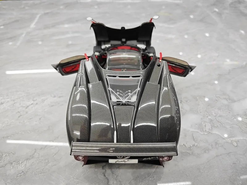 1:18 Pagani 2005 Zonda F