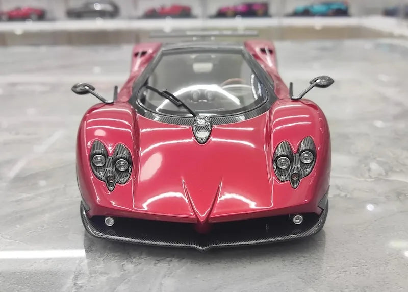 1:18 Pagani 2005 Zonda F Rosso Red