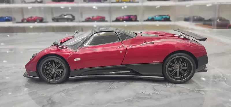 1:18 Pagani 2005 Zonda F Rosso Red