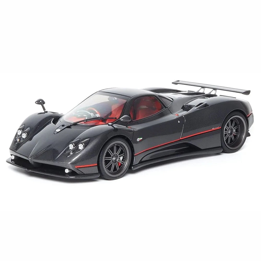 1:18 Pagani 2005 Zonda F