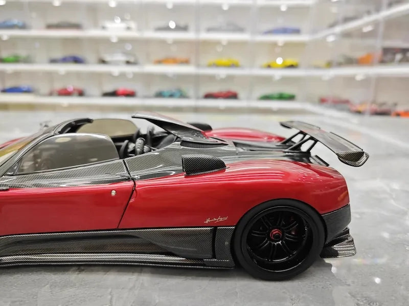 1:18 Pagani 2009 Zonda Roadster Cinque