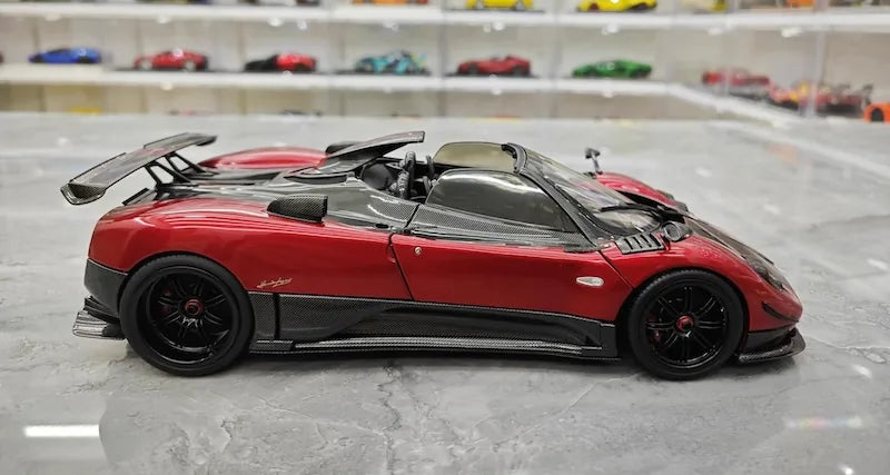 1:18 Pagani 2009 Zonda Roadster Cinque