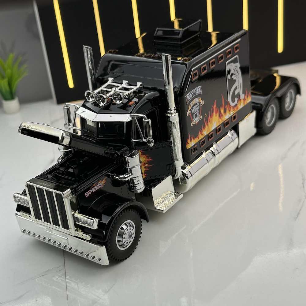 1:24 Peterbilt 2007 389 Die Cast Model Car