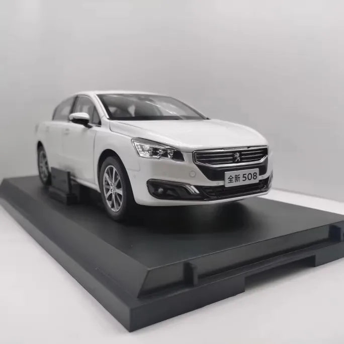 1:18 Peugeot 2014 508 Die Cast Model Car