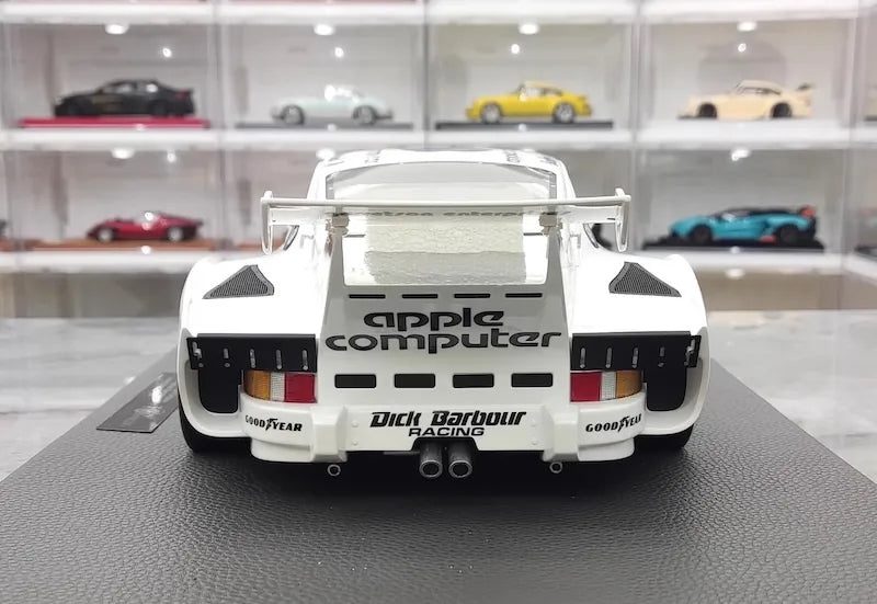 1:18 Porsche 1980 935 K3 Apple