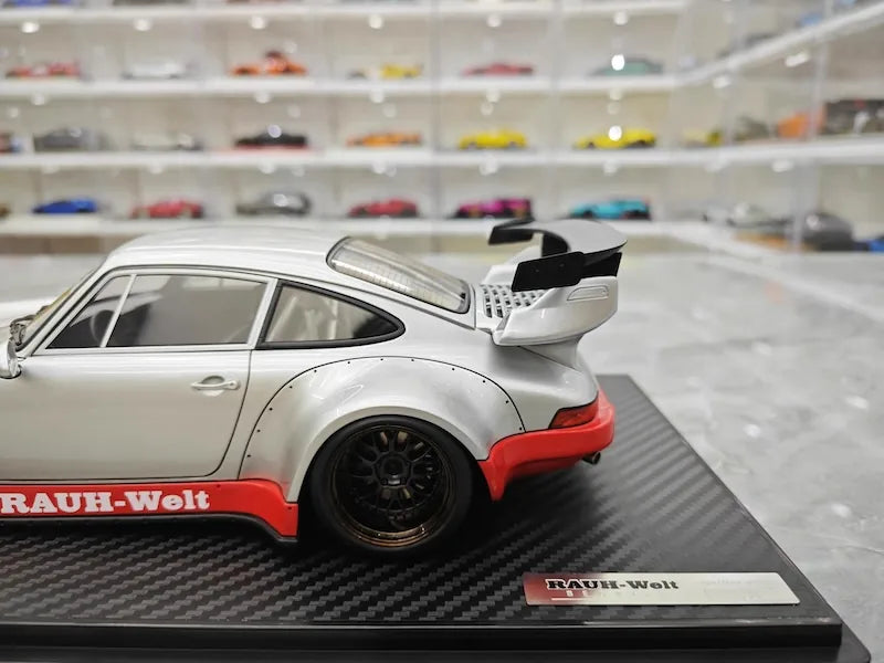 1:18 Porsche 1991 RWB 930 964