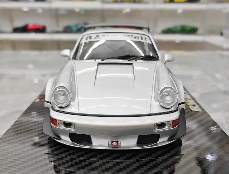 1:18 Porsche 1993 964 RWB