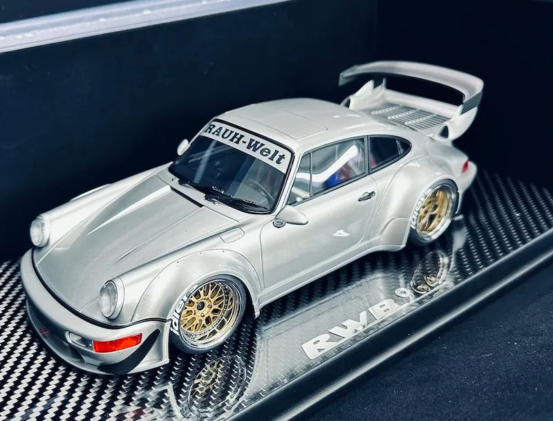 1:18 Porsche 1993 964 RWB