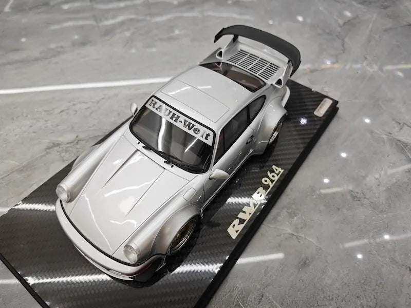 1:18 Porsche 1993 964 RWB