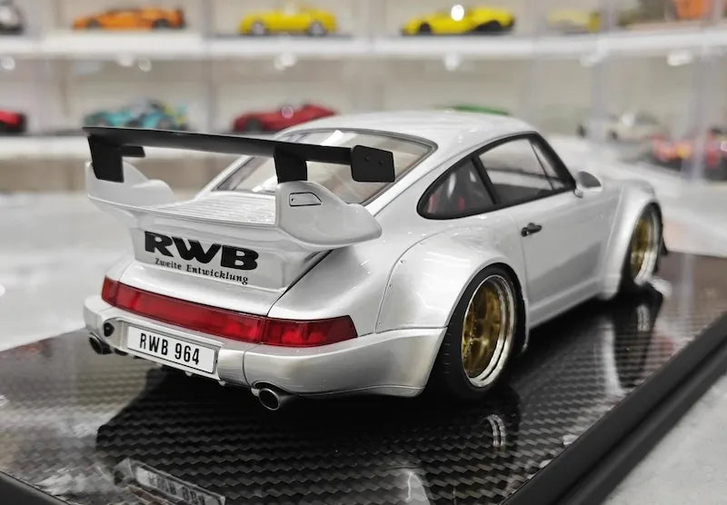 1:18 Porsche 1993 964 RWB