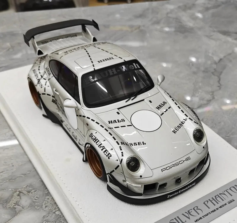 1:18 Porsche 1994 911 Carrera 993 RWB