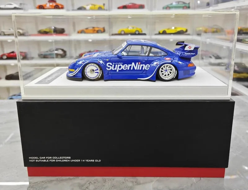 1:18 Porsche 1995 993 RWB