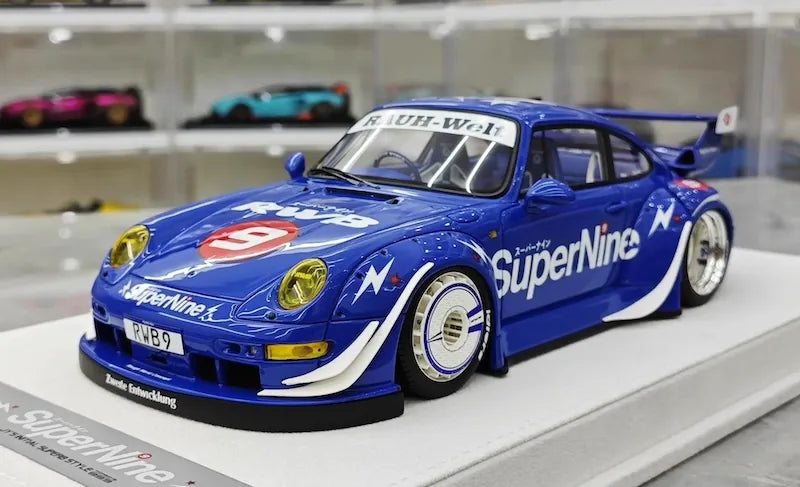 1:18 Porsche 1995 993 RWB