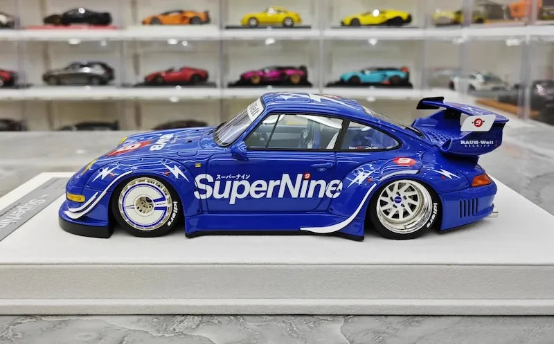 1:18 Porsche 1995 993 RWB