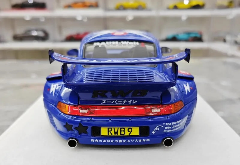 1:18 Porsche 1995 993 RWB