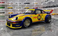 1:18 Porsche 1997 934.5 #44 John Sisk