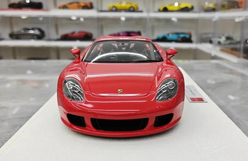 1:18 Porsche 2004 Carrera GT