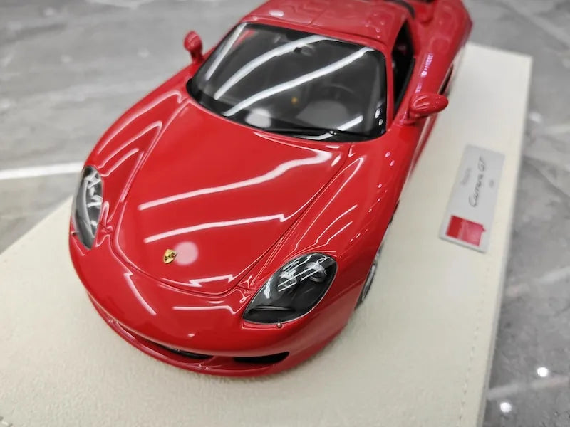 1:18 Porsche 2004 Carrera GT