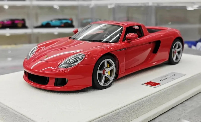 1:18 Porsche 2004 Carrera GT