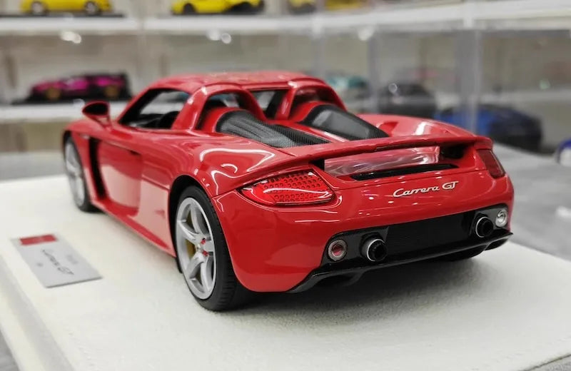 1:18 Porsche 2004 Carrera GT