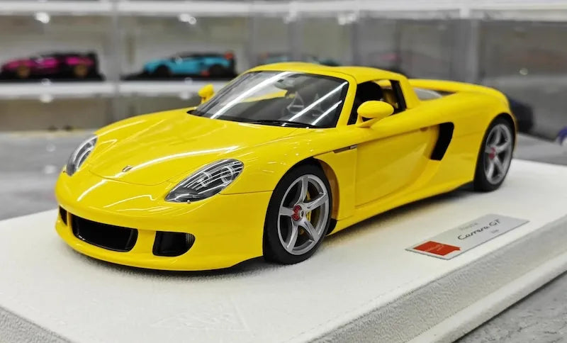 1:18 Porsche 2004 Carrera GT