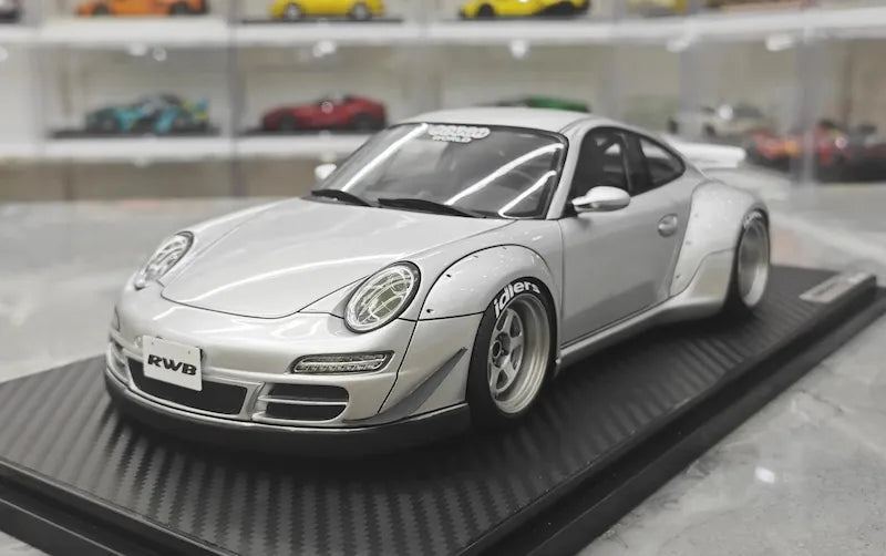 1:18 Porsche 2005 997 RWB