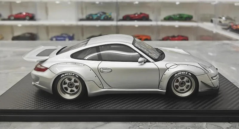 1:18 Porsche 2005 997 RWB