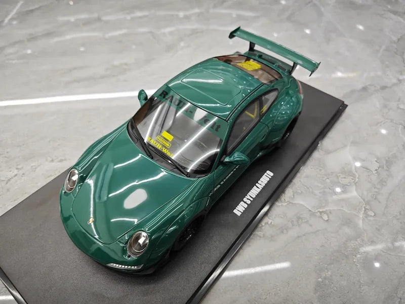 1:18 Porsche 2005 997 RWB Syunkashuto