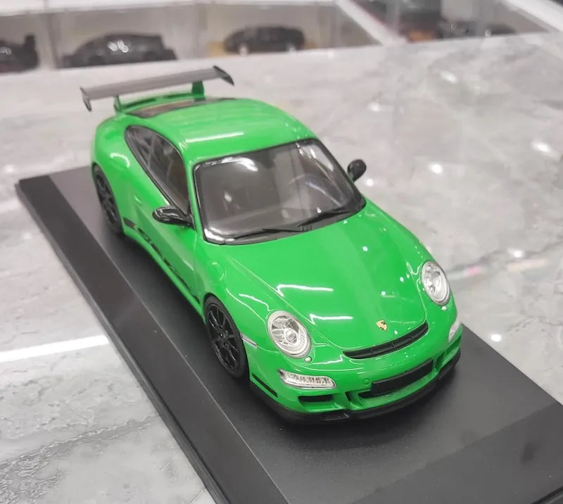 1:18 Porsche 2009 911 GT3 RS 997.2