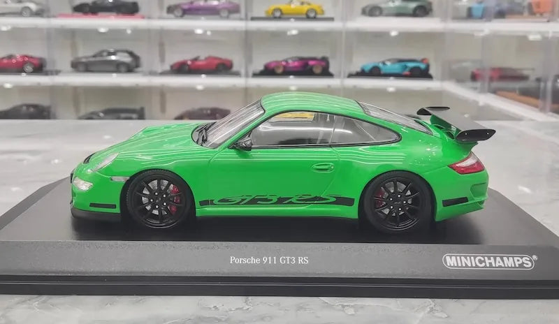 1:18 Porsche 2009 911 GT3 RS 997.2