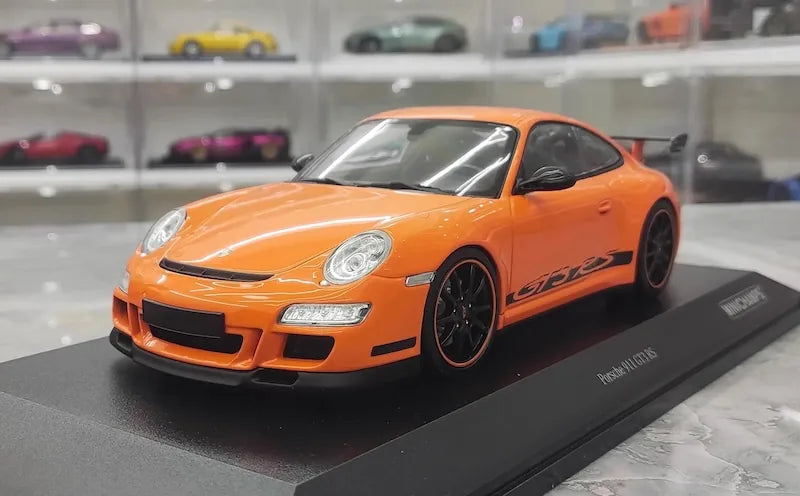 1:18 Porsche 2009 911 GT3 RS 997.2