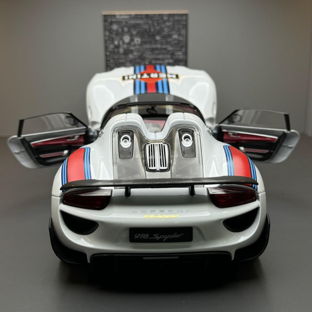 1:18 Porsche 2012 918 Spyder Martini Edition Die Cast Model Car