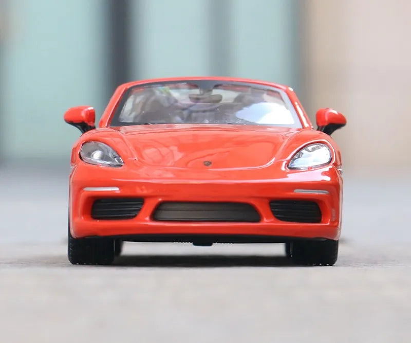 Porsche 718 Boxster 2016 à l'échelle 1:24 