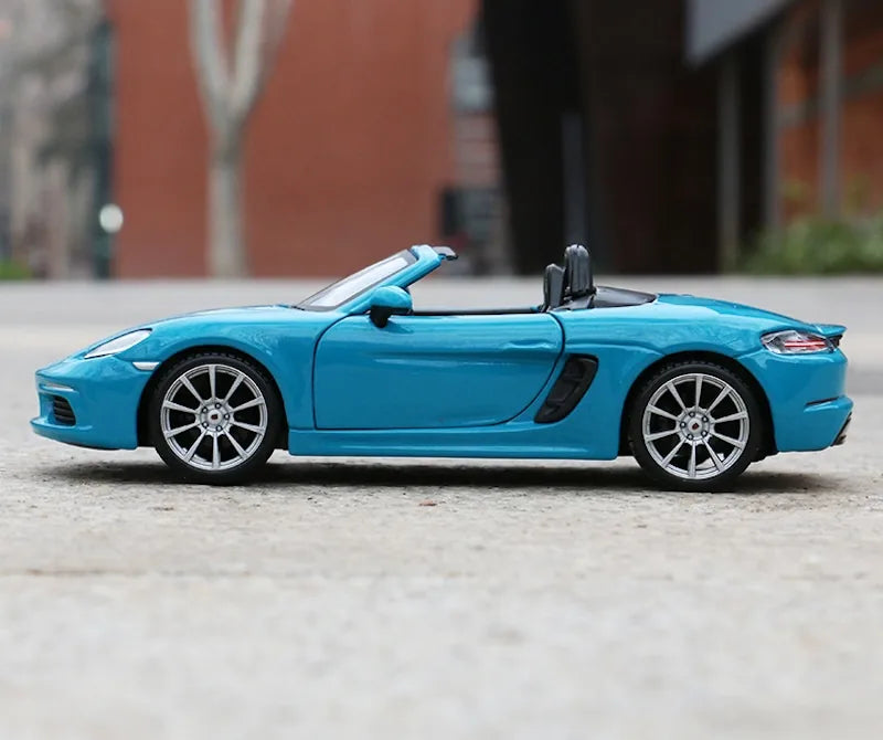 Porsche 718 Boxster 2016 à l'échelle 1:24 