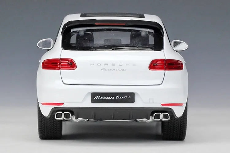 1:24 Porsche 2016 Macan GTS