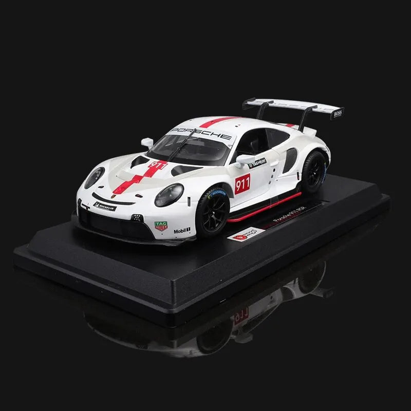 Porsche 911 RSR 2017 in scala 1:24 